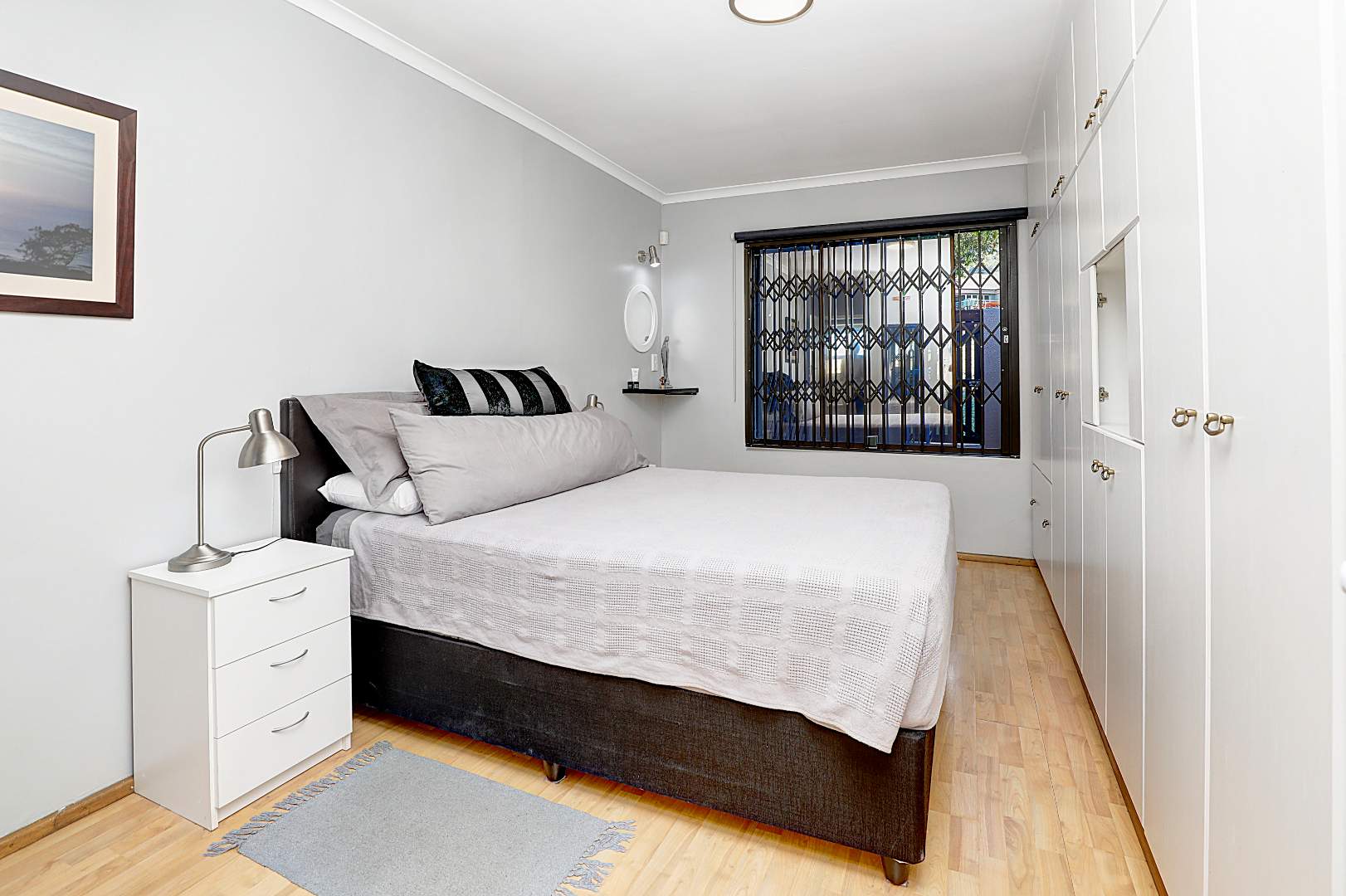 2 Bedroom Property for Sale in Loevenstein Western Cape